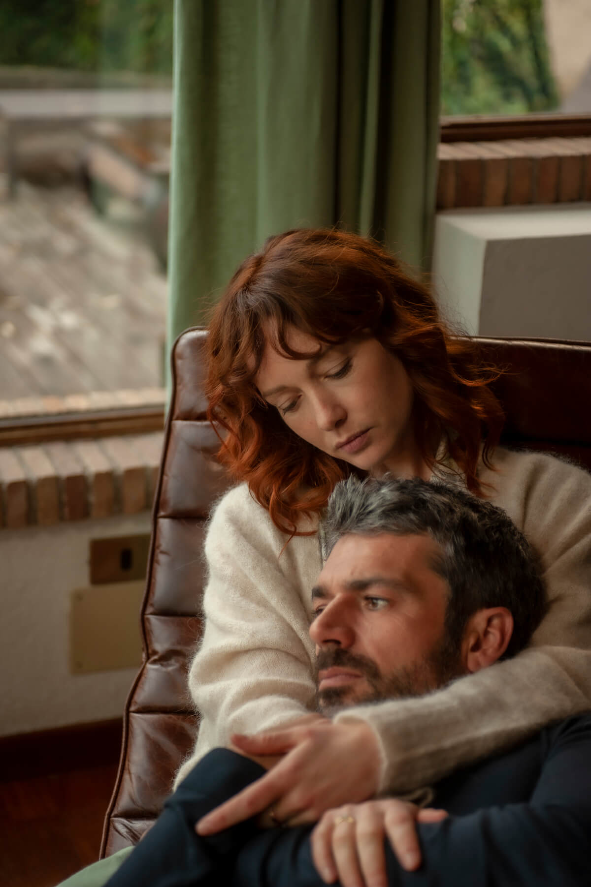 Le Fate Ignoranti, la recensione della serie di Ferzan Ozpetek. "Bentornati a casa" - Le Fate Ignoranti DSC 0898 - Gay.it