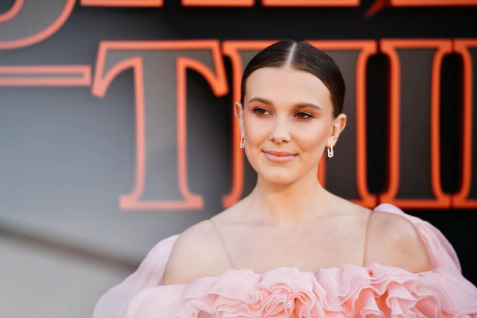 Millie Bobby Brown e l’ipersessualizzazione a 18 anni: “È davvero pesante”