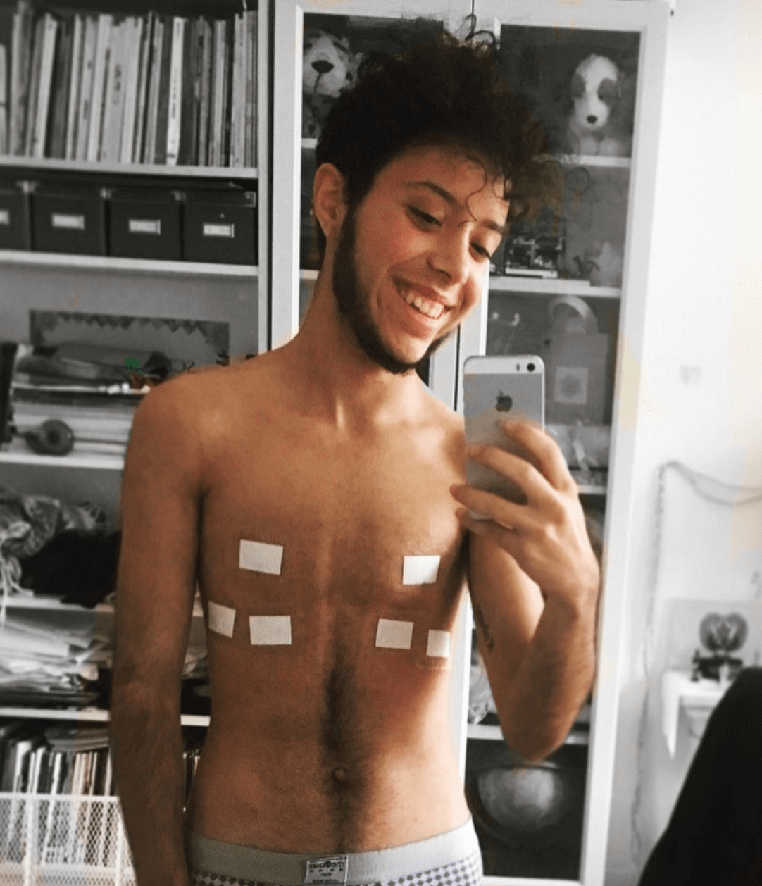"Chi vive un'intimità con noi non sa come comportarsi perché non ci è mai stata data una bussola per orientarci".