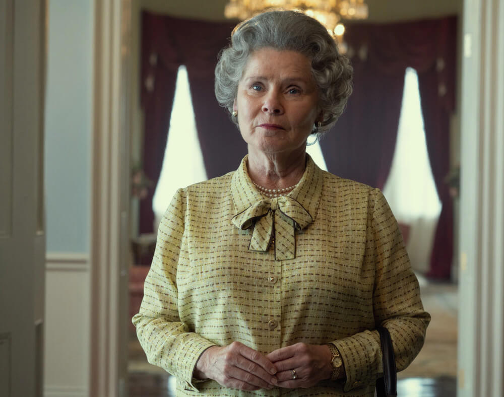 Imelda Staunton è la Regina Elisabetta II in The Crown 5