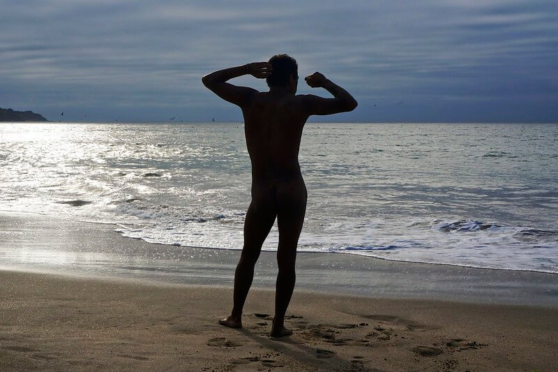 spiagge nudiste, naturismo gay