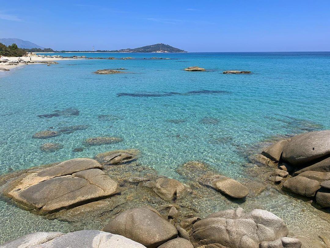 spiagge nudiste in italia, spiaggia nudista lido di orrì, naturismo gay