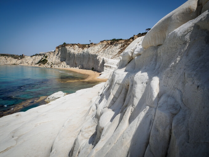 spiagge nudiste in italia, spiaggia nudista rocce bianche, spiagge gay sicilia