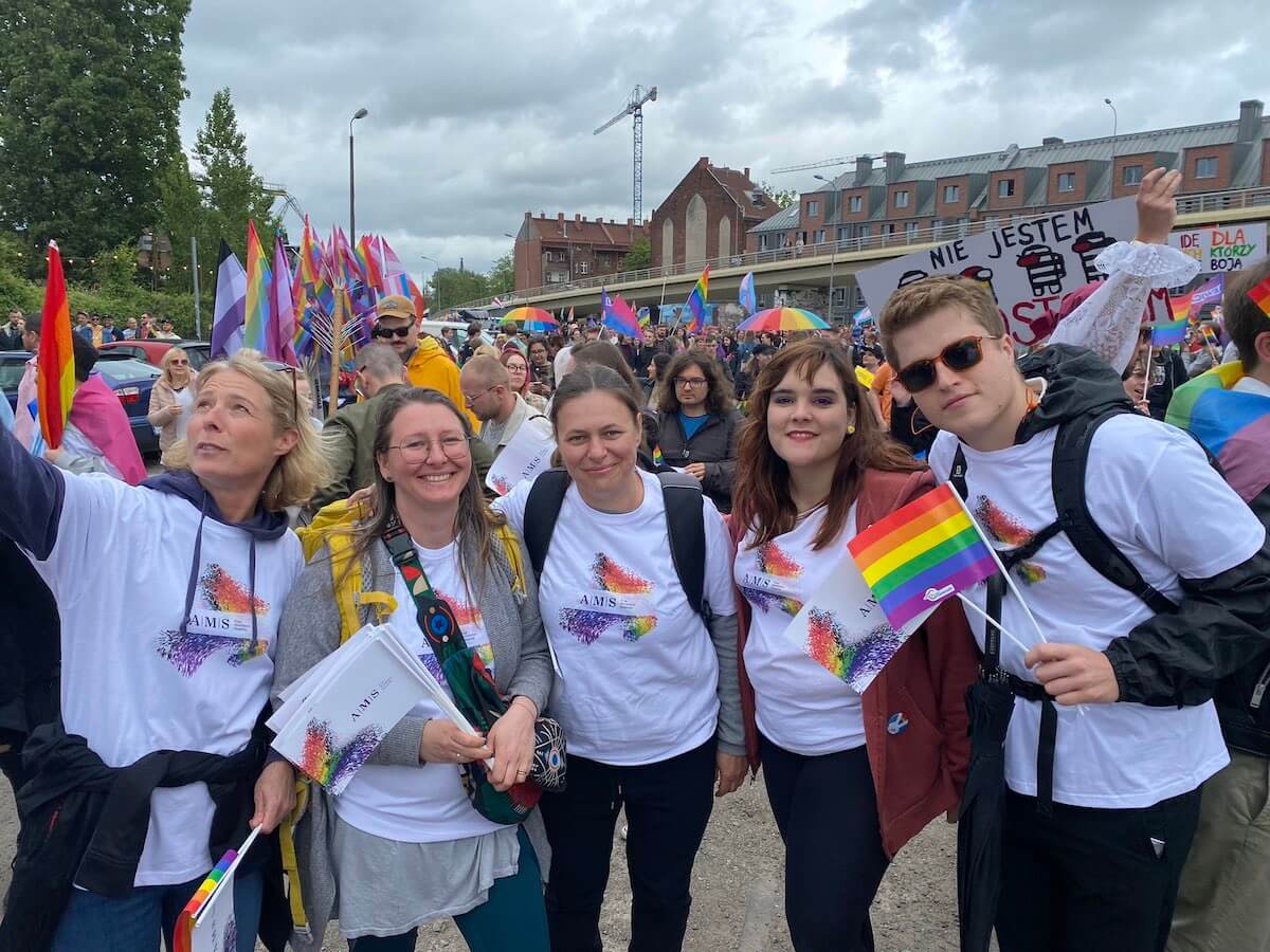 Danzica, in migliaia al Pride polacco: “Duda, noi abbiamo il potere”
