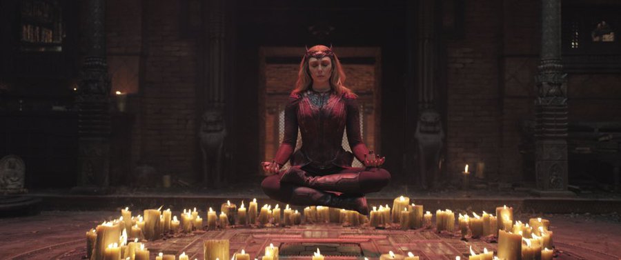 Doctor Strange 2, benvenuti nella folle Casa Marvel di Sam Raimi. La recensione - Doctor Strange 2 film - Gay.it