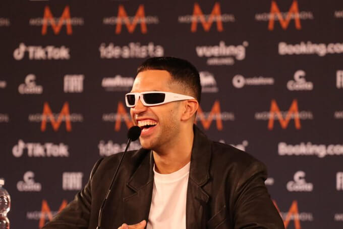 Eurovision 2022, Mahmood da Brividi in solitaria con le prime prove ufficiali. Il resoconto - Eurovision 2022 - Gay.it