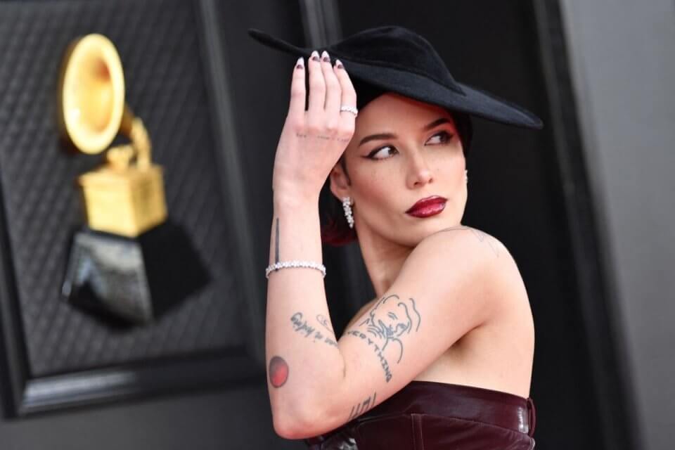 Popstar VS TikTok: tra polemica e strategie di marketing