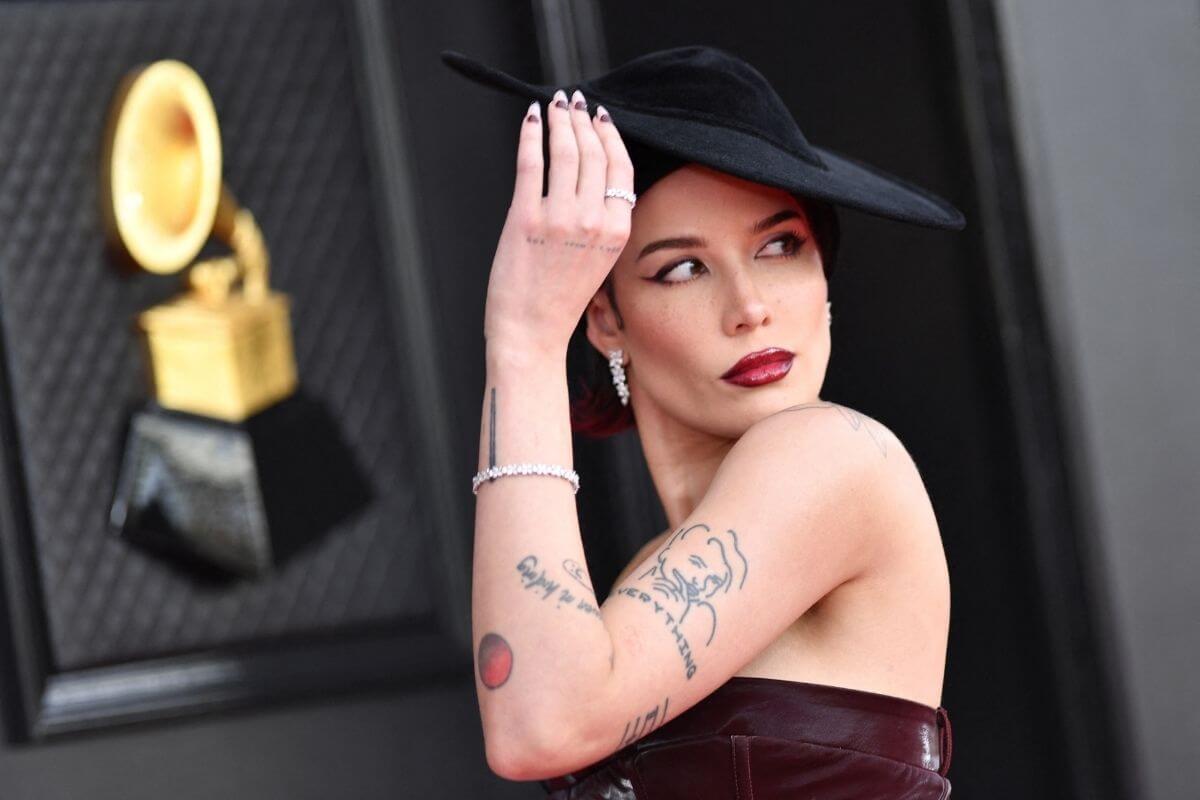 Popstar VS TikTok: tra polemica e strategie di marketing