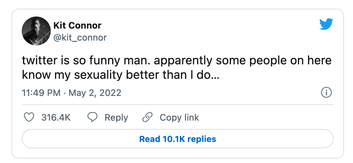Heartstopper, Kit Connor replica a tono a chi su Twitter gli chiede se sia gay - Heartstopper sui social - Gay.it