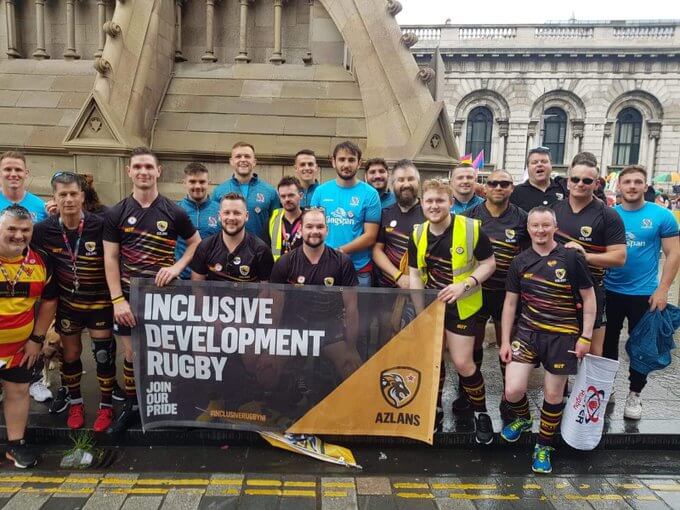 Kevin Bartlett, il fondatore di una squadra di rugby gay accusato di molestie sessuali da due giocatori