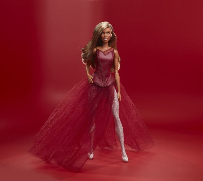 Laverne Cox prima persona trans* a diventare bambola Barbie ufficiale - Laverne Cox Barbie 3 - Gay.it