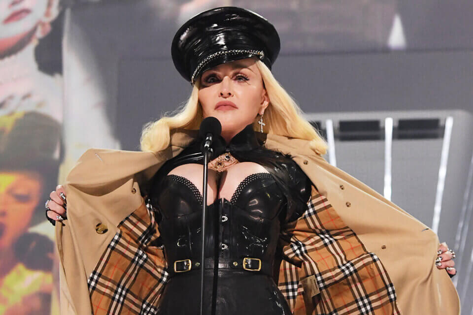 Madonna lancia l’appello a Papa Francesco: “Vorrei parlarle di questioni importanti”