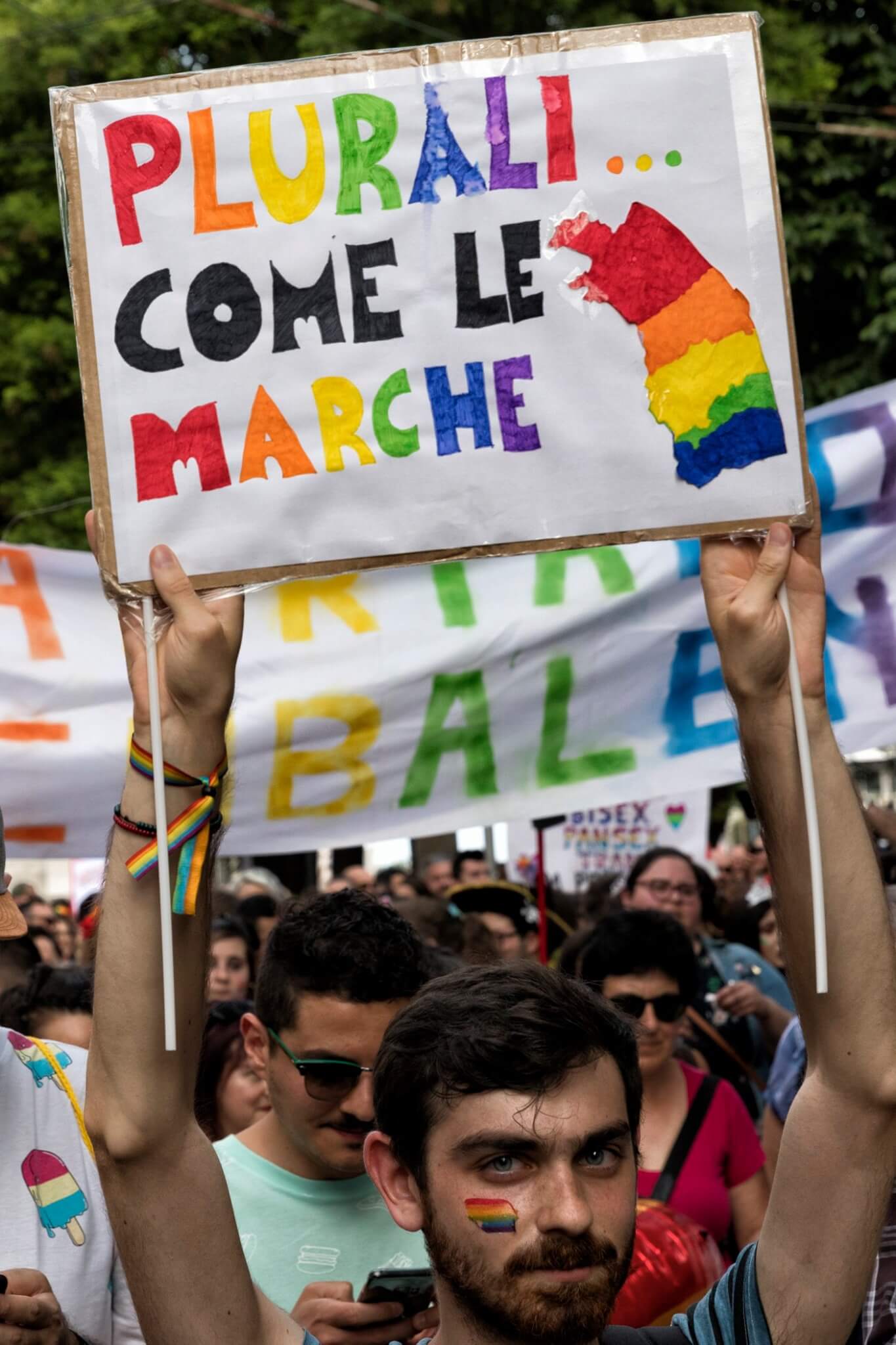 Tutti i Pride 2022 d'Italia divisi per regione. Guida la Lombardia, boom Sicilia - Marche Pride 3 - Gay.it