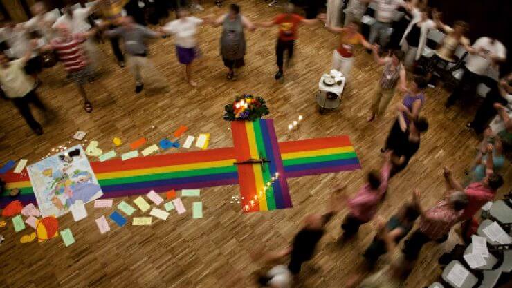 chiesa protestante omosessualità