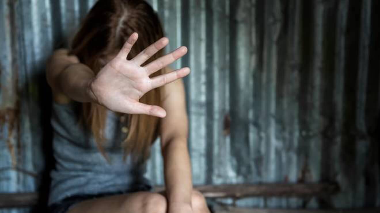 Moglie lascia il marito per un'altra donna, il padre la picchia - immagini.quotidiano.net - Gay.it
