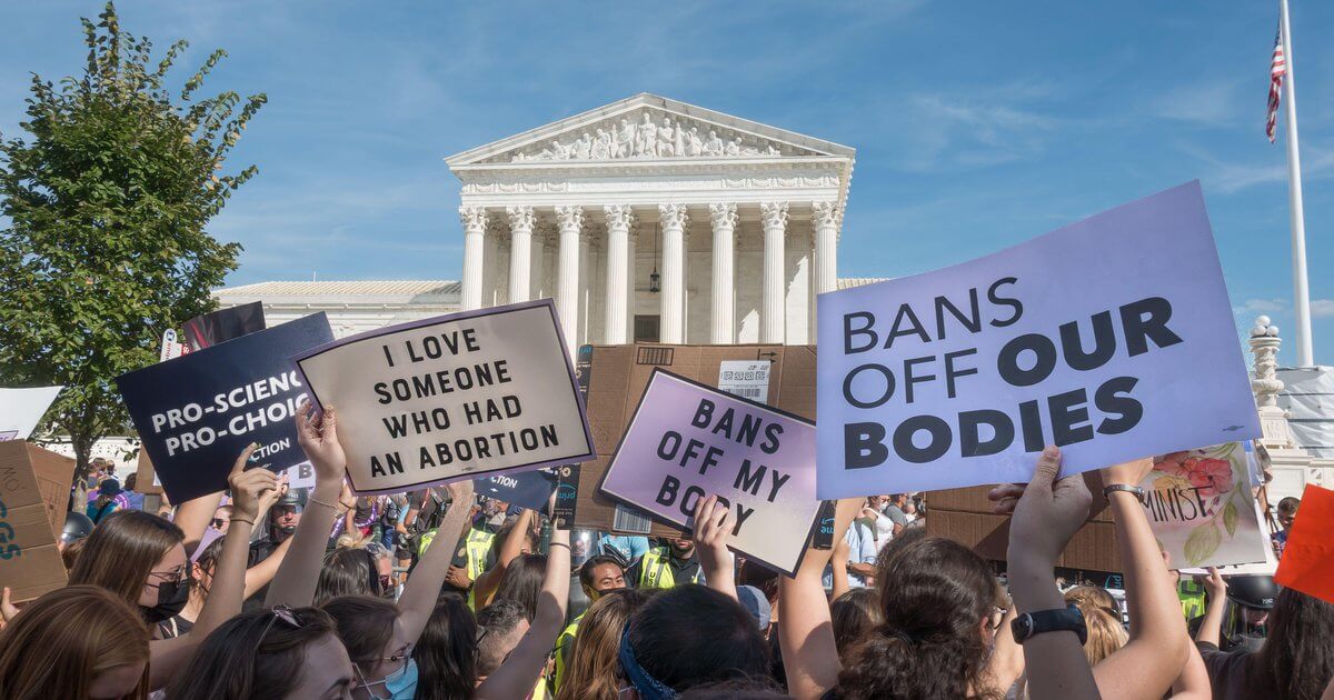Roe vs. Wade attivisti trans e non-binari Gay.it