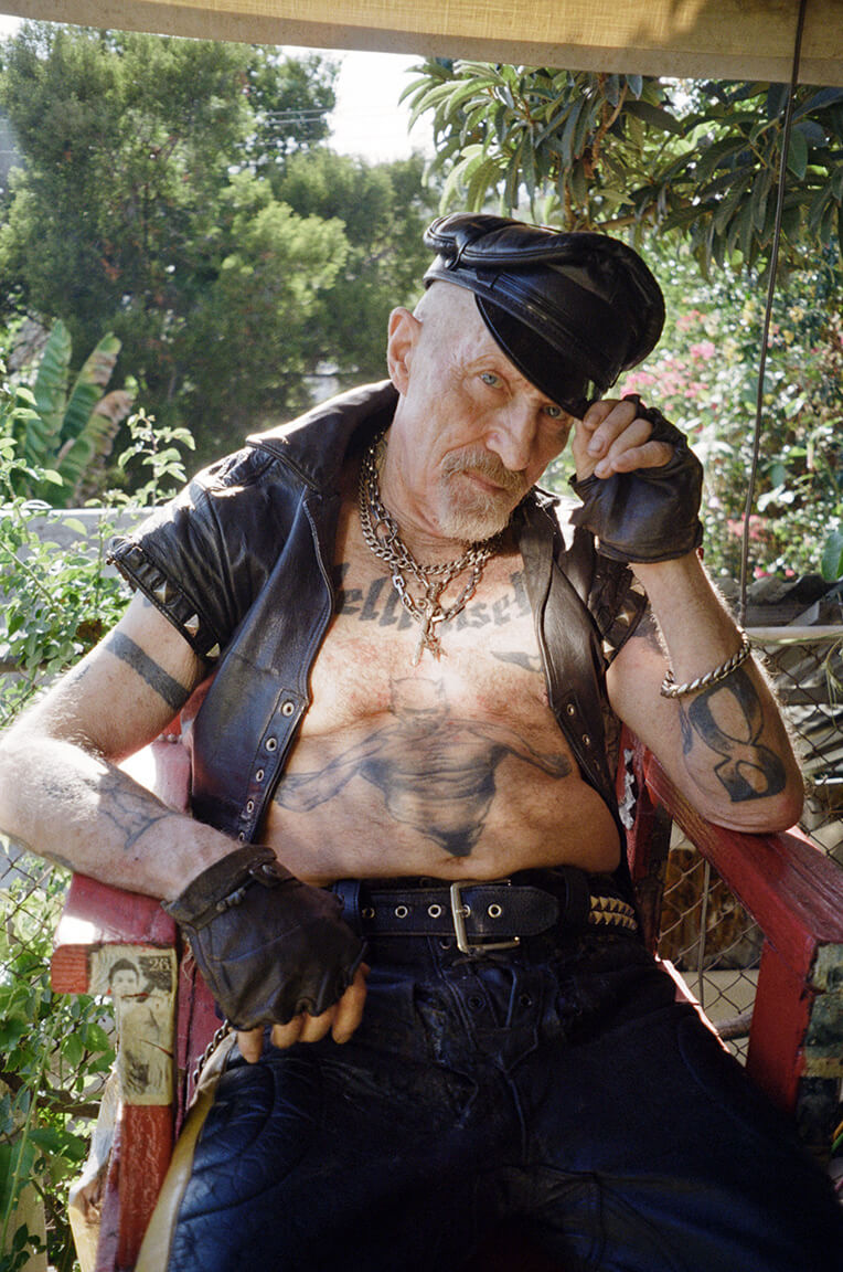 Slava Mogutin, l'artista queer esiliato dalla Russia - intervista + gallery - ©slava mogutin durk dehner LA 2021 WEB - Gay.it