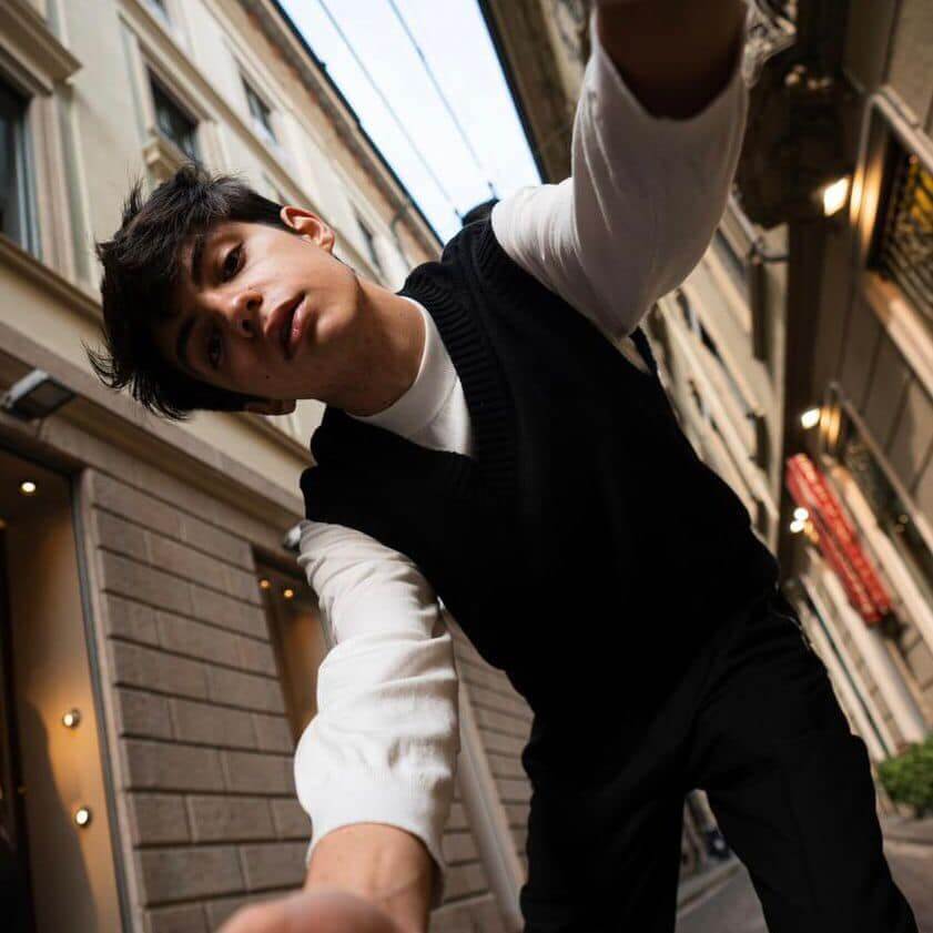 matteo romano gay it tiktok virale sanremo 2022 lgbtqia+