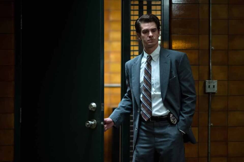 In nome del cielo, trailer italiano della serie crime ideata da Dustin Lance Black con Andrew Garfield