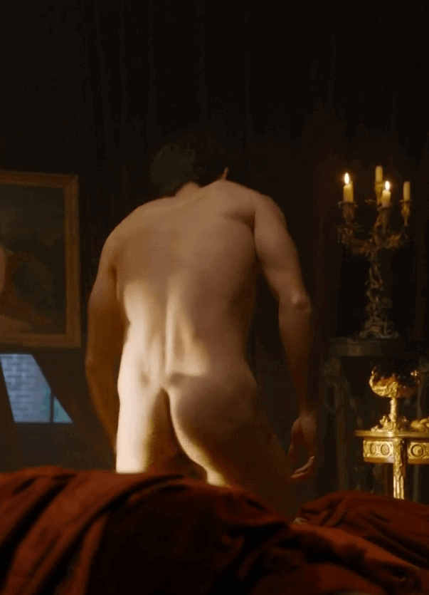 Uomini nudi nelle serie tv 2022: chi vince? - Jonathan Bailey 2 - Gay.it
