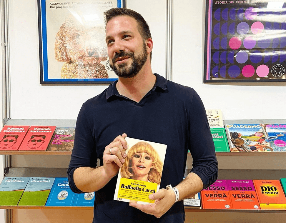 L’arte di essere Raffaella Carrà, intervista a Paolo Armelli: “Nessuna come lei, Elodie ha forse quel germe lì”