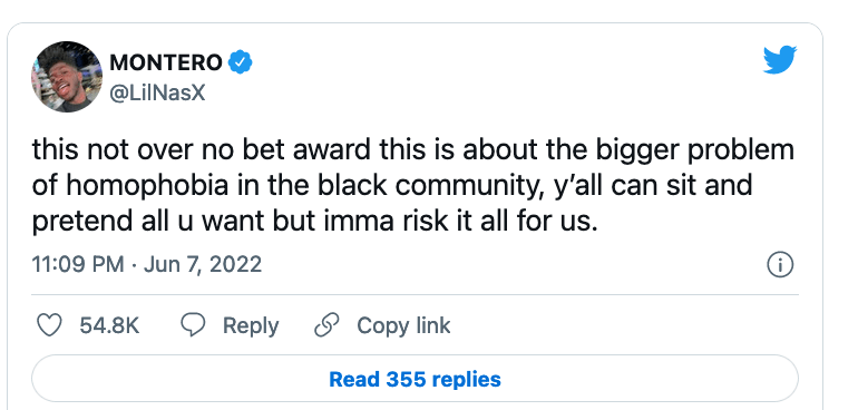 Lil Nas X snobbato ai BET Awards 2022 denuncia: "L'enorme problema dell'omofobia nella comunità nera" - Lil Nas X 2 - Gay.it