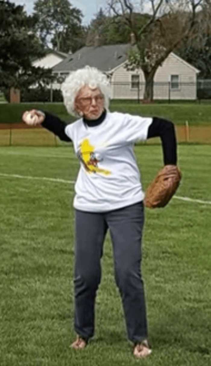 Maybelle Blair, leggenda del baseball USA fa coming out a 95 anni: "Non siete sole, non nascondetevi" - VIDEO - Maybelle Blair 2 - Gay.it