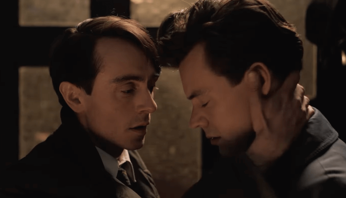 San Valentino, ecco 20 romantici film LGBTQ+ da vedere in streaming - My Policeman primo trailer del film queer con Harry Styles 2 - Gay.it