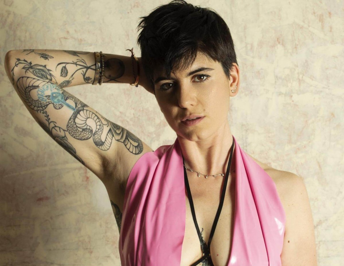 “Questo Pride non è solo sull’amore”: Intervista a Isabella Borrelli, attivista lesbofemminista