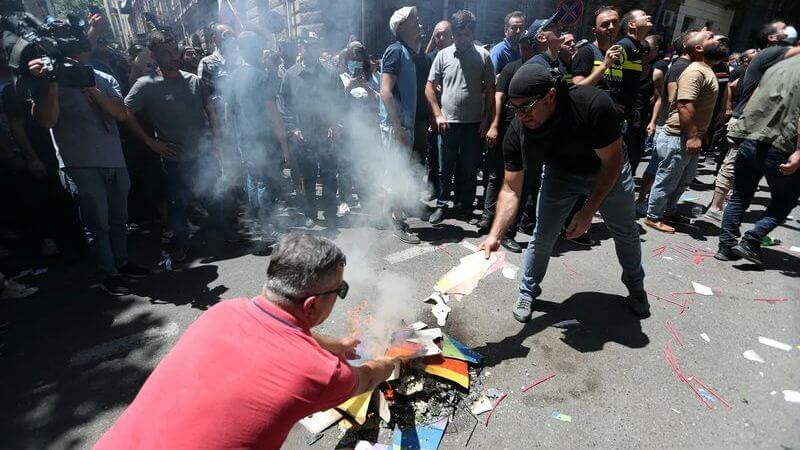 5 tra i Pride più pericolosi al mondo (spoiler: uno è in Europa) - georgia pride - Gay.it