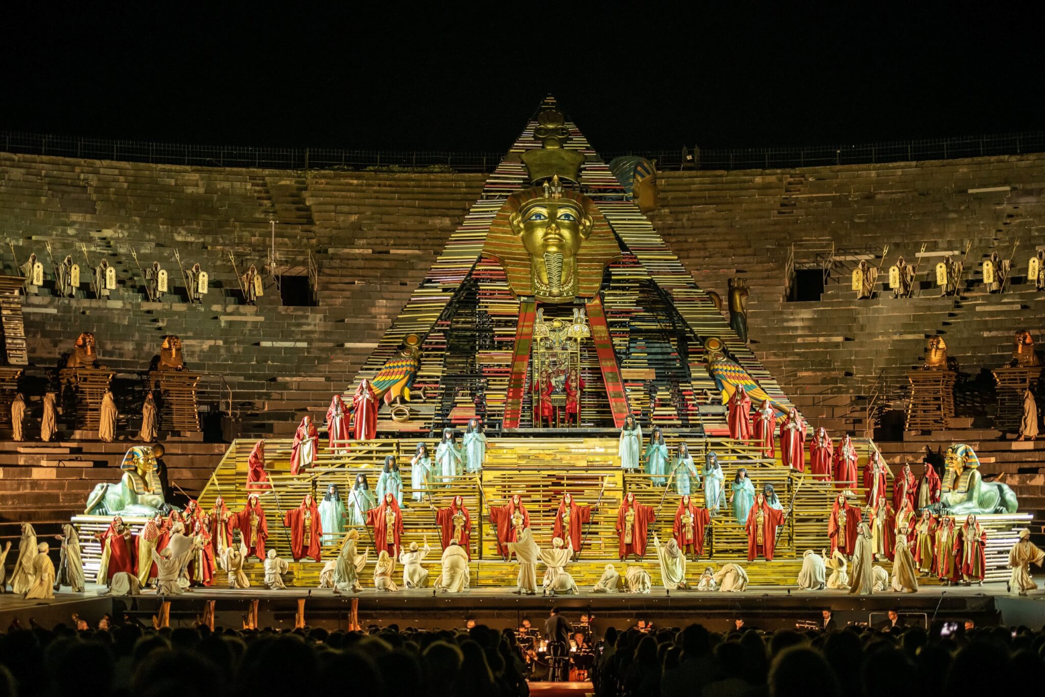 10 Motivi per vedere un’opera all’Arena di Verona