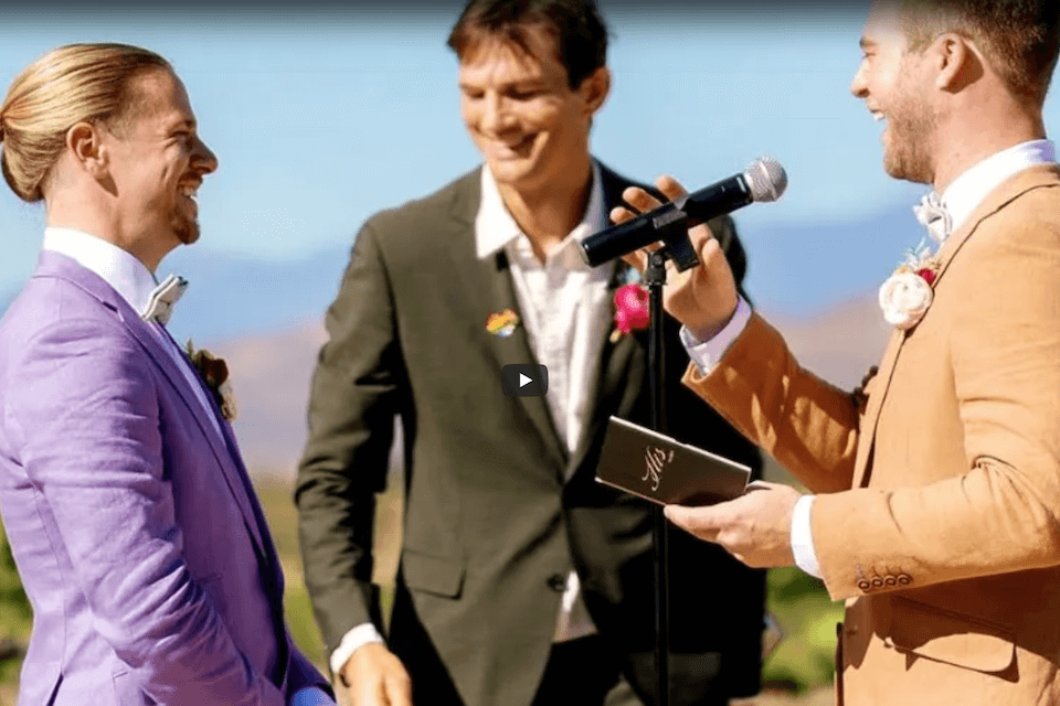 Ashton Kutcher ha officiato il matrimonio degli Youtuber PK e Mike – il video