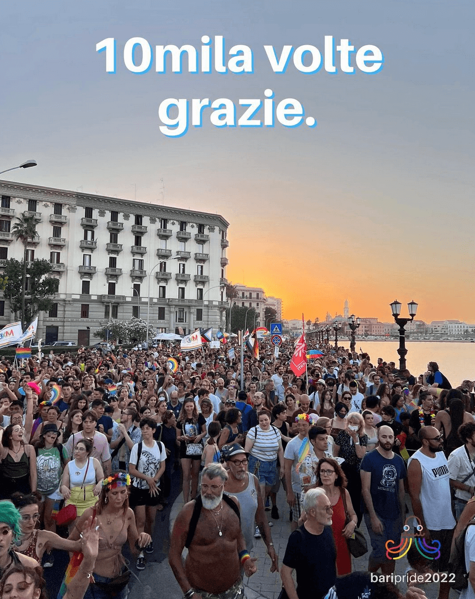Onda Pride 2022, quasi mezzo milione di persone in strada tra Milano, Napoli, Bari, Sassari e Catania - Bari Pride - Gay.it