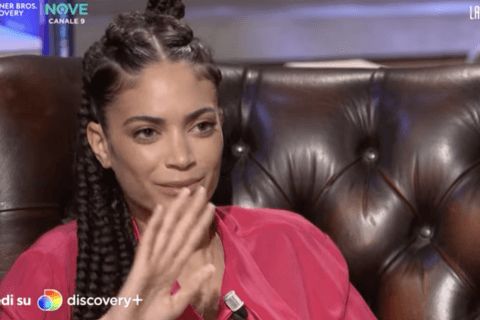 Elodie a Giorgia Meloni: "Non sei Dio, non ti ci avvicini neanche. Stai calma" - VIDEO - Elodie a Giorgia Meloni - Gay.it