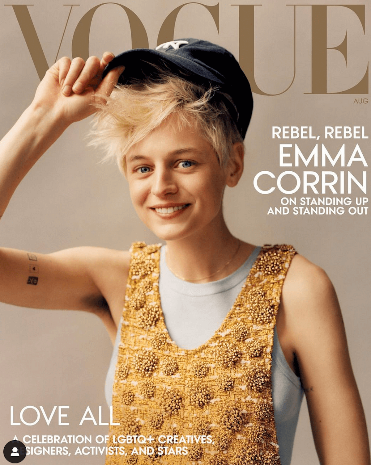 Emma Corrin è la prima persona non binaria in copertina su Vogue America - Emma Corrin su Vogue - Gay.it