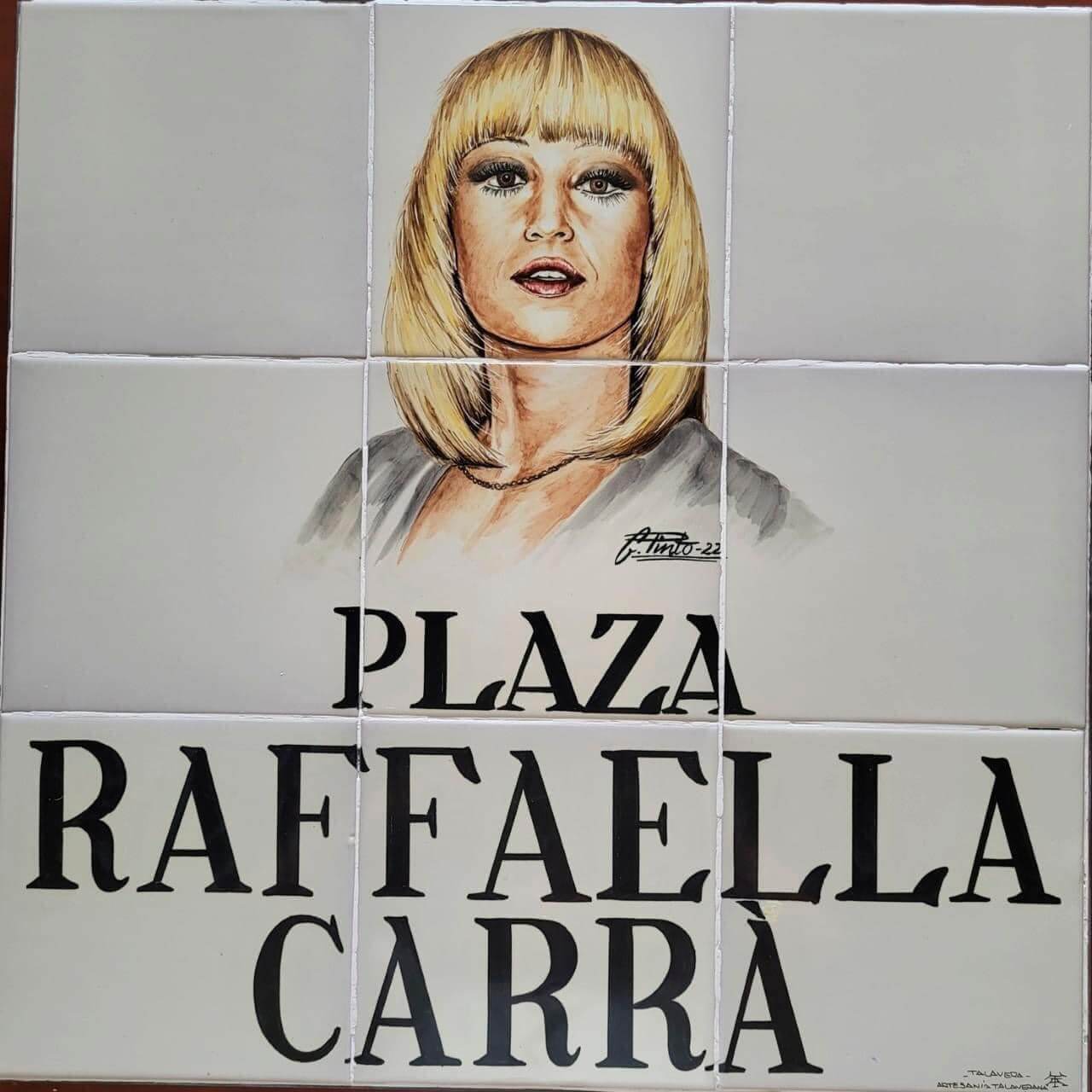 Plaza Raffaella Carrà, oggi a Madrid l'inaugurazione alla vigilia del Pride - VIDEO - Plaza Raffaella Carrà - Gay.it