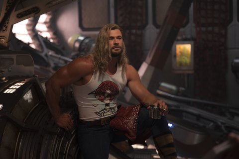 Thor: Love and Thunder, la recensione. Il più pazzo, queer e divertente film Marvel di sempre - Thor 4 - Gay.it