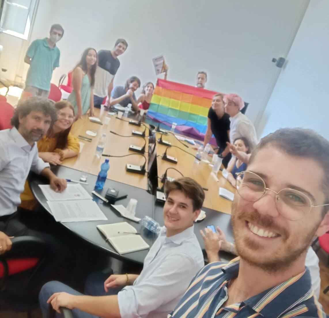 Verona Pride 2022, ci sarà il sindaco Damiano Tommasi: "Dopo 27 anni cancelliamo le mozioni omofobe" - Verona Pride 2022 ci sarà il sindaco Damiano Tommasi - Gay.it