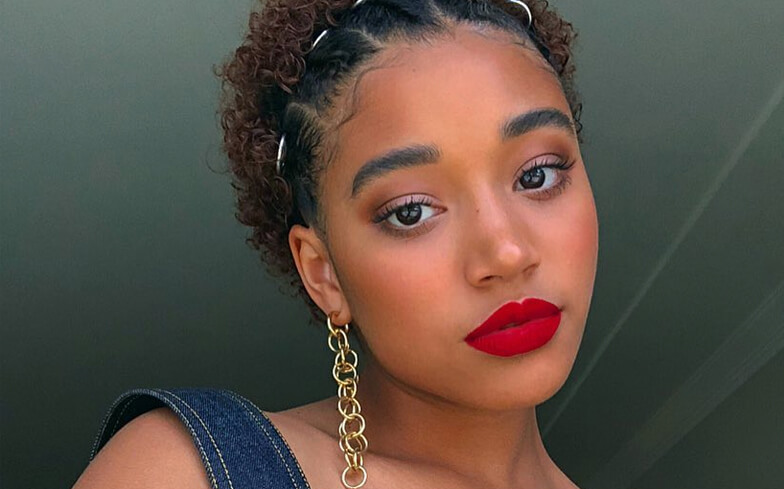 15 persone famose che non sapevi fossero non binarie - amandla sternberg instagram - Gay.it