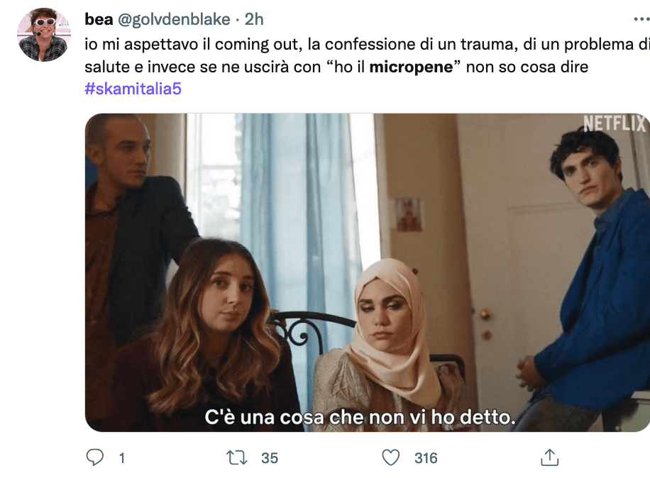 SKAM Italia 5, il micropene di Elia è il tema portante della nuova stagione? L'annuncio in conferenza - video - Schermata 2022 08 29 alle 14.40.36 - Gay.it