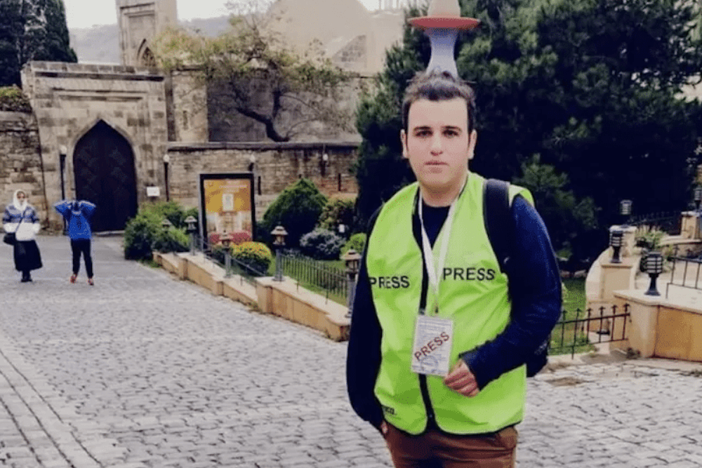 L’assassino di Avaz Hafizli, giornalista e attivista per i diritti LGBTQIA+, sconterà solo 9 anni di carcere