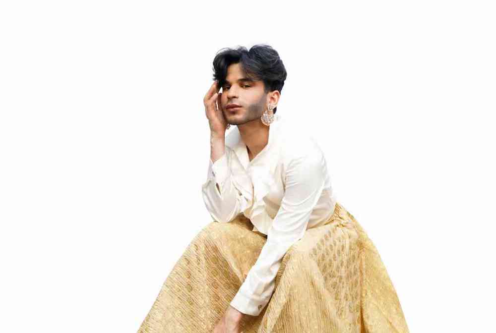 Shiva Raichandani e la Bharatanatyam: “La danza mi ha aiutatə a scoprire la mia fluidità”