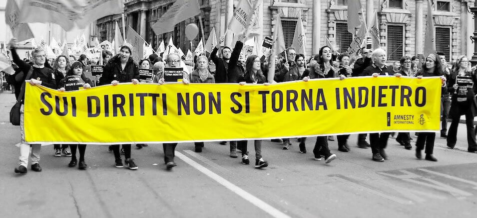 Elezioni 2022, le 10 richieste di Amnesty International: “Sui diritti non si torna indietro”