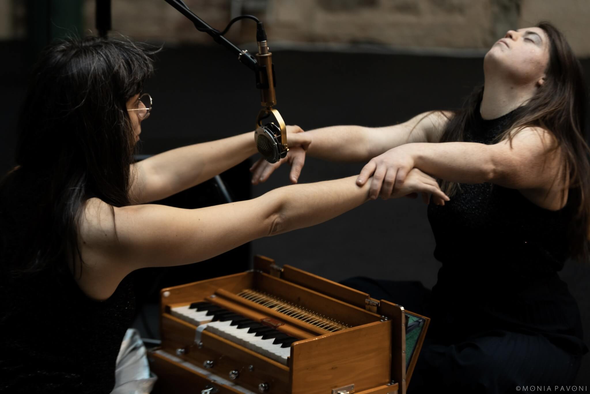 I versi delle mani - uno spettacolo di Marta Bellu - ph Monia Pavoni- image00003