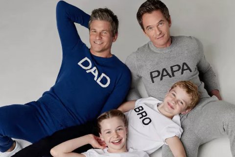 Neil Patrick Harris lancia la Dad/Papà collection ispirata dai suoi figli - Neil Patrick Harris - Gay.it