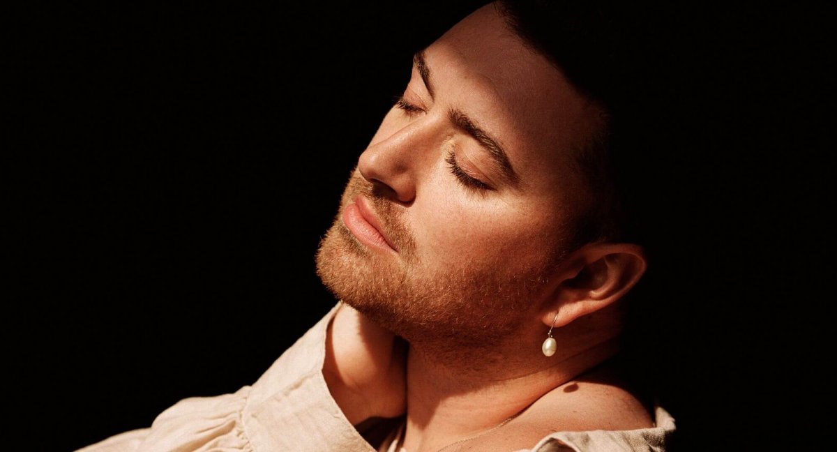 Sam Smith parla della sua identità di genere: “Mi sono sempre sentitə non binary”