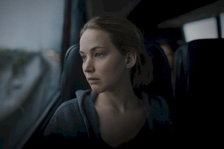 Festa del Cinema di Roma 2022, il programma. Premio alla carriera a James Ivory, arrivano Bros. e Caravaggio - causeway Jennifer Lawrence - Gay.it