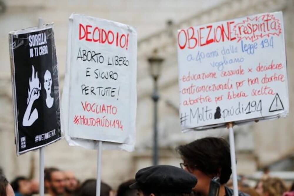 Aborto, Fratelli d’Italia vuole seppellire i feti