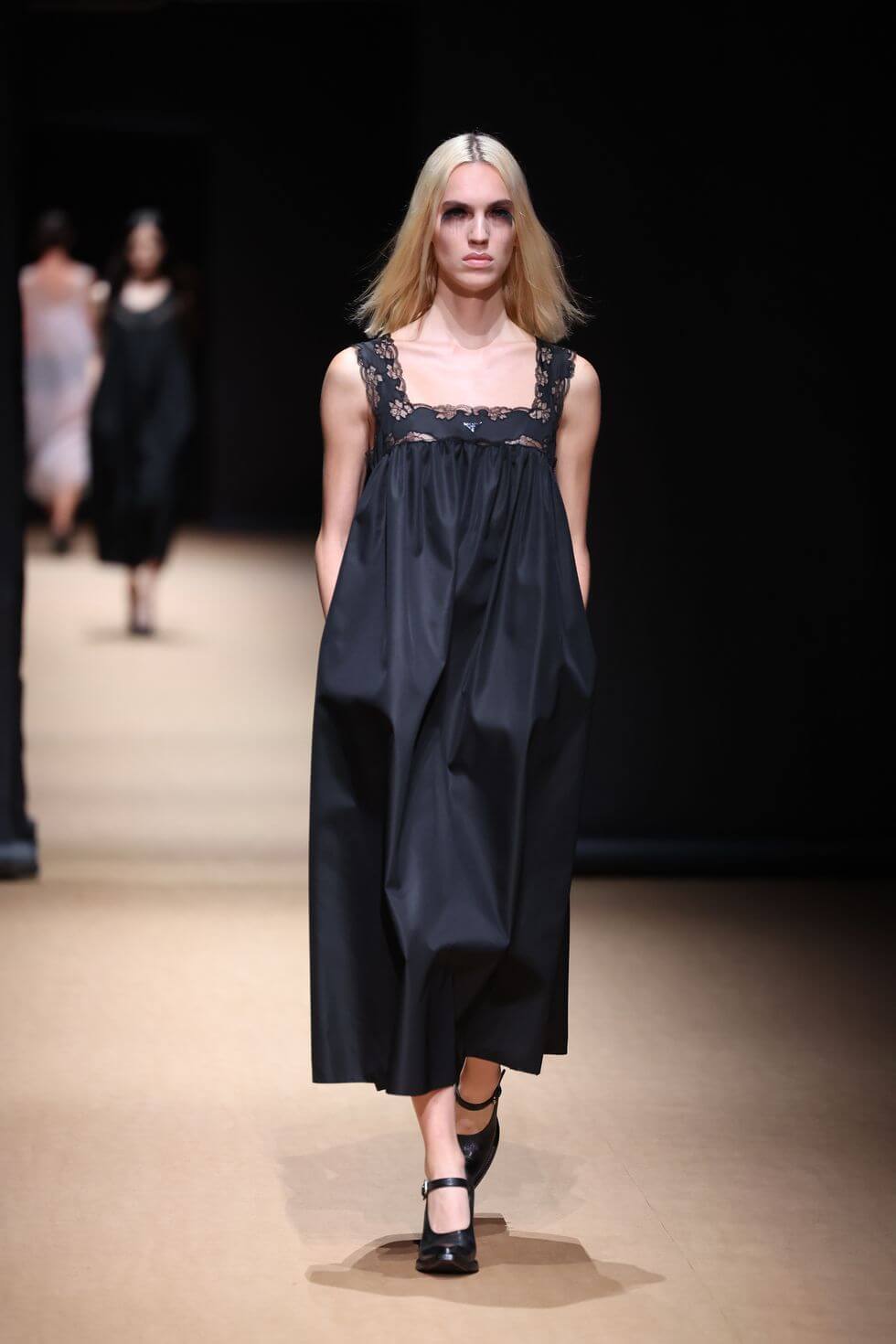 Milano Fashion Week: record di modellə trans e non binarie per Prada