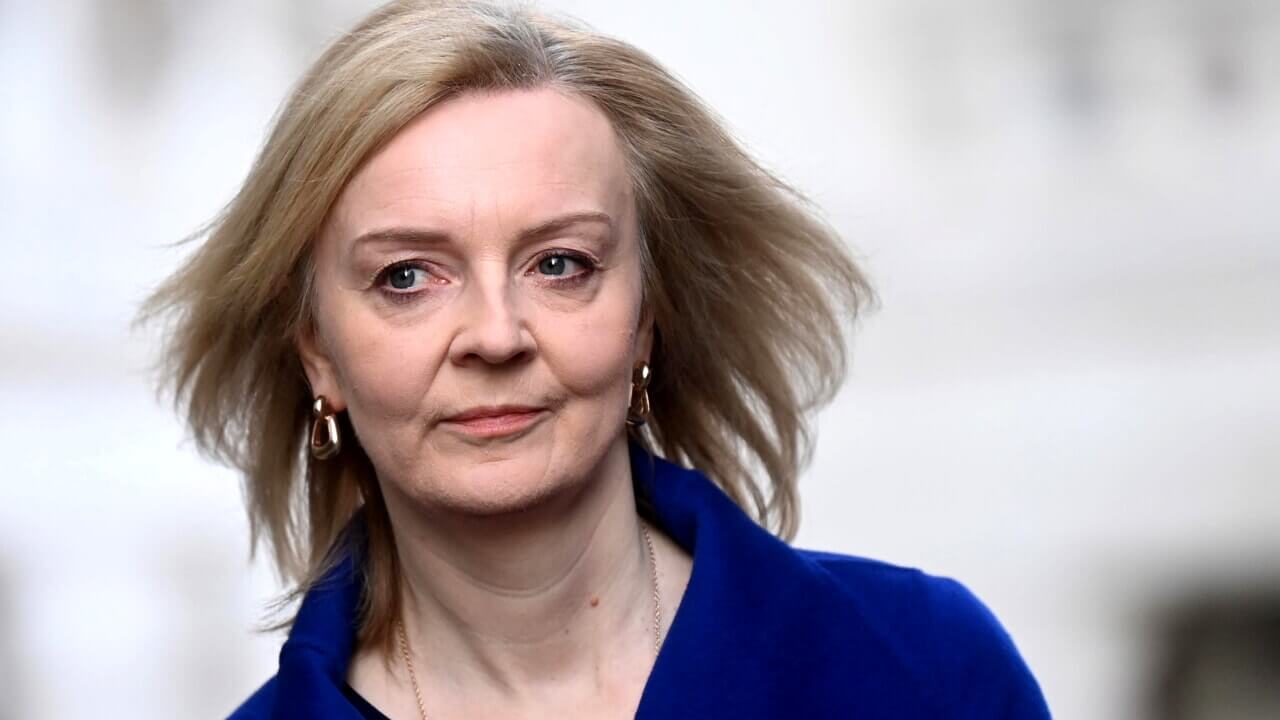 Liz Truss Gay.it